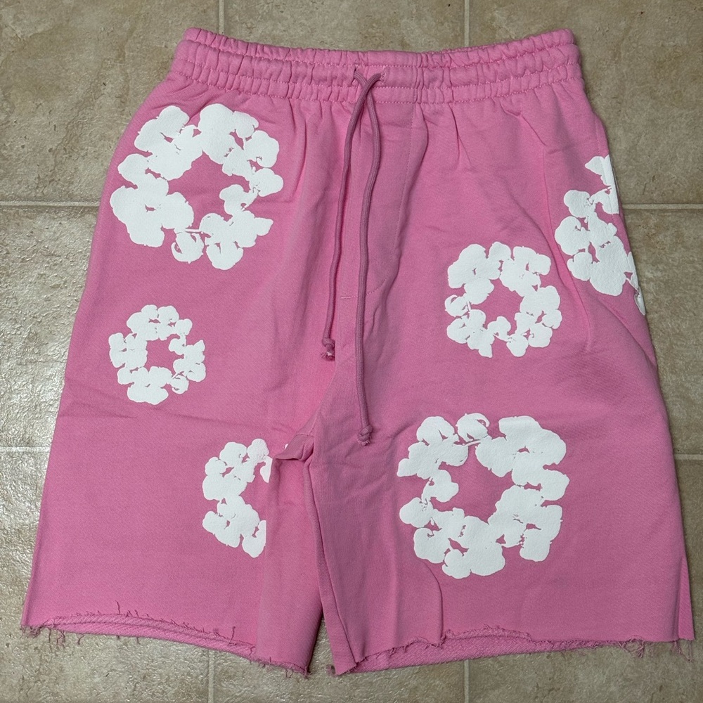 Denim Tears The Cotton Wreath Shorts Mens Medium - Pink